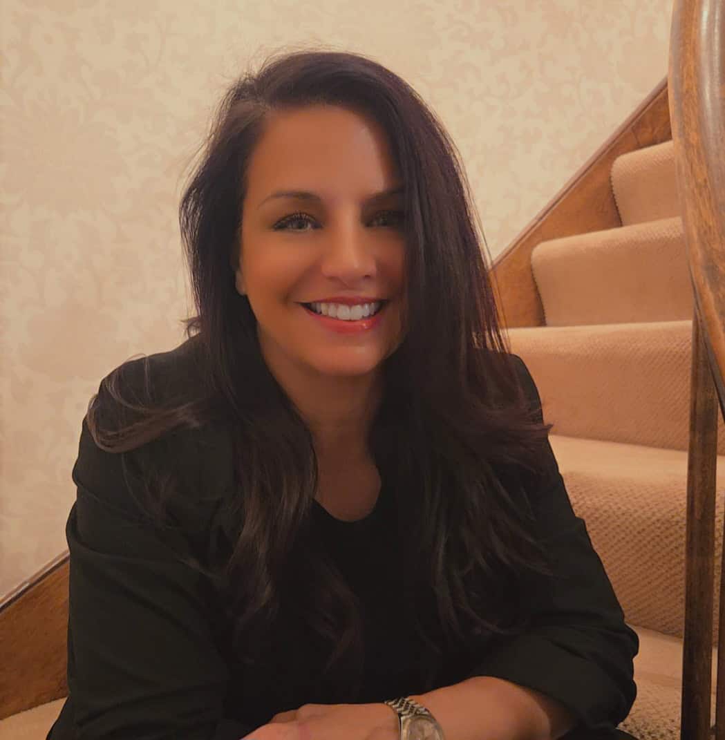 Image of Dr. Shelly L.T.